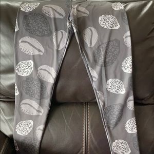 Shell print leggings